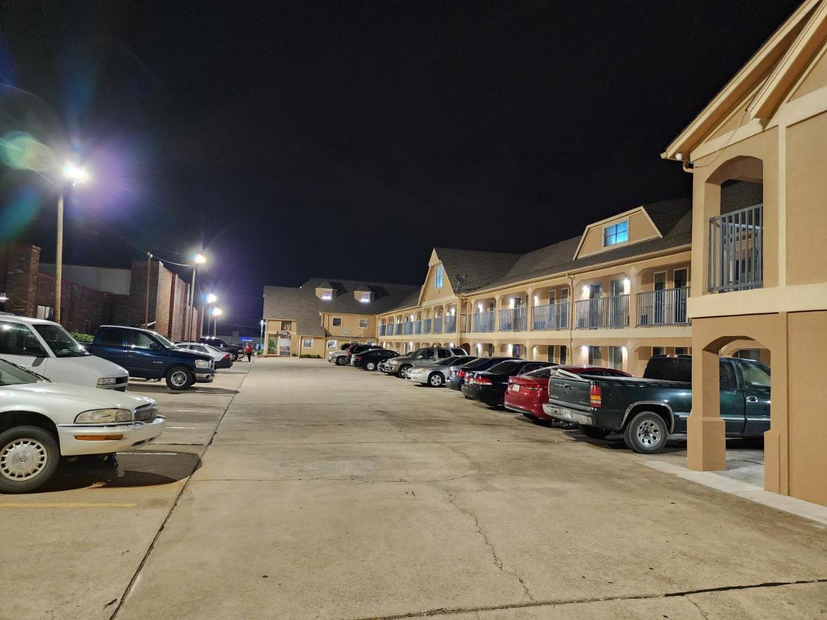 Executive Inn Оклахома-Сити Экстерьер фото